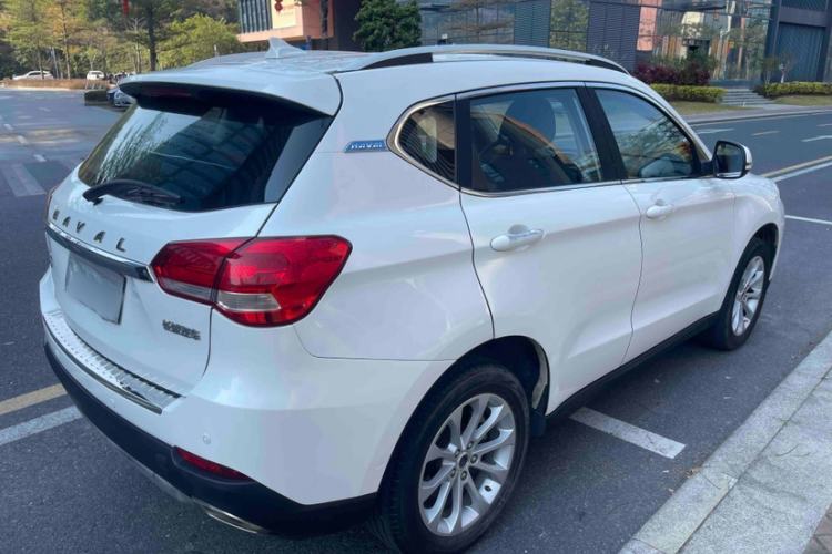Used Haval H2 2017 Blue Label 1.5T Manual Two-Wheel Drive Elite Model Exterior 8