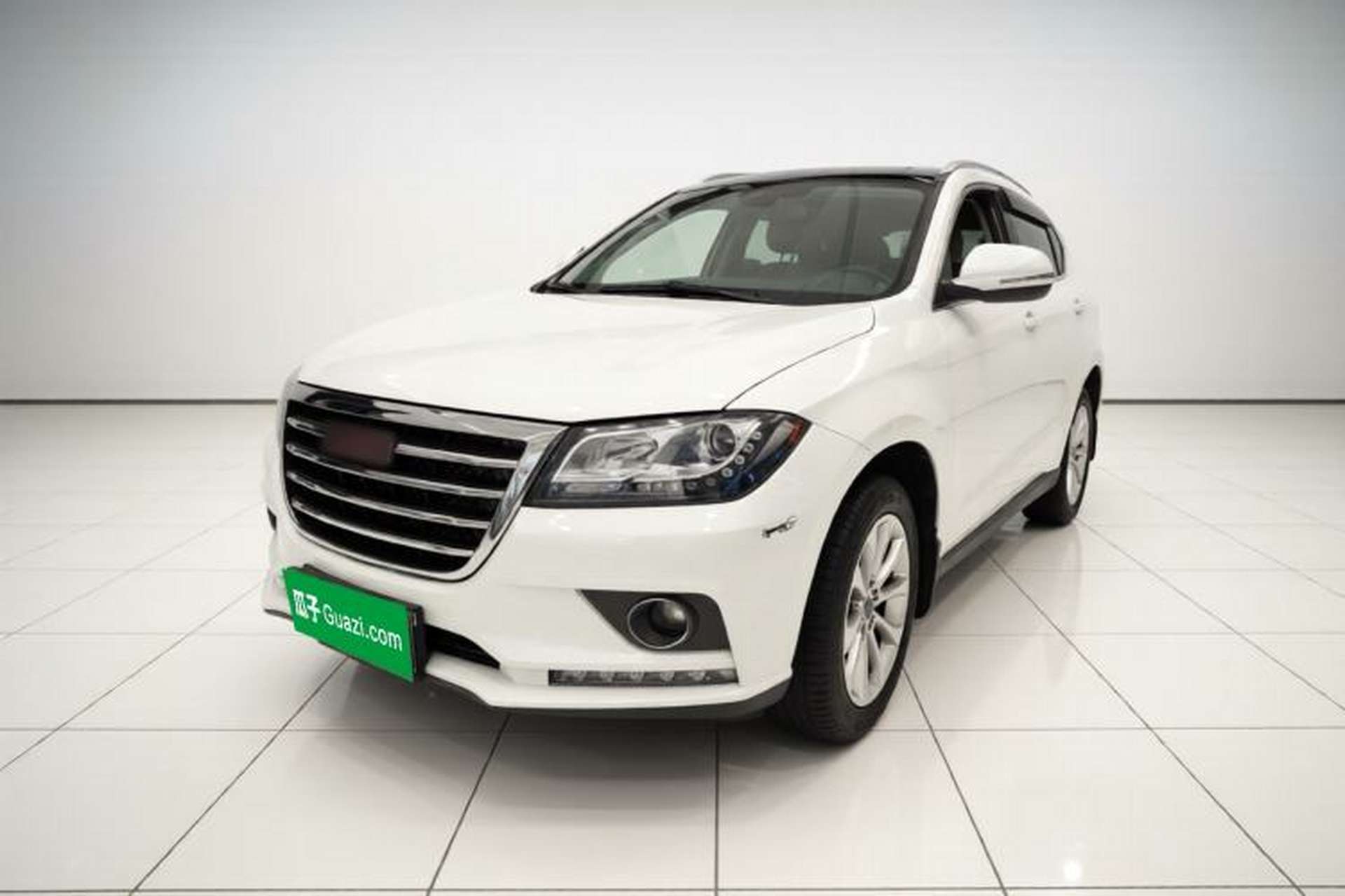 Used Haval H2 2017 Red-Label 1.5T Automatic Two-Wheel Drive Luxury Model Front Left 45 Deg