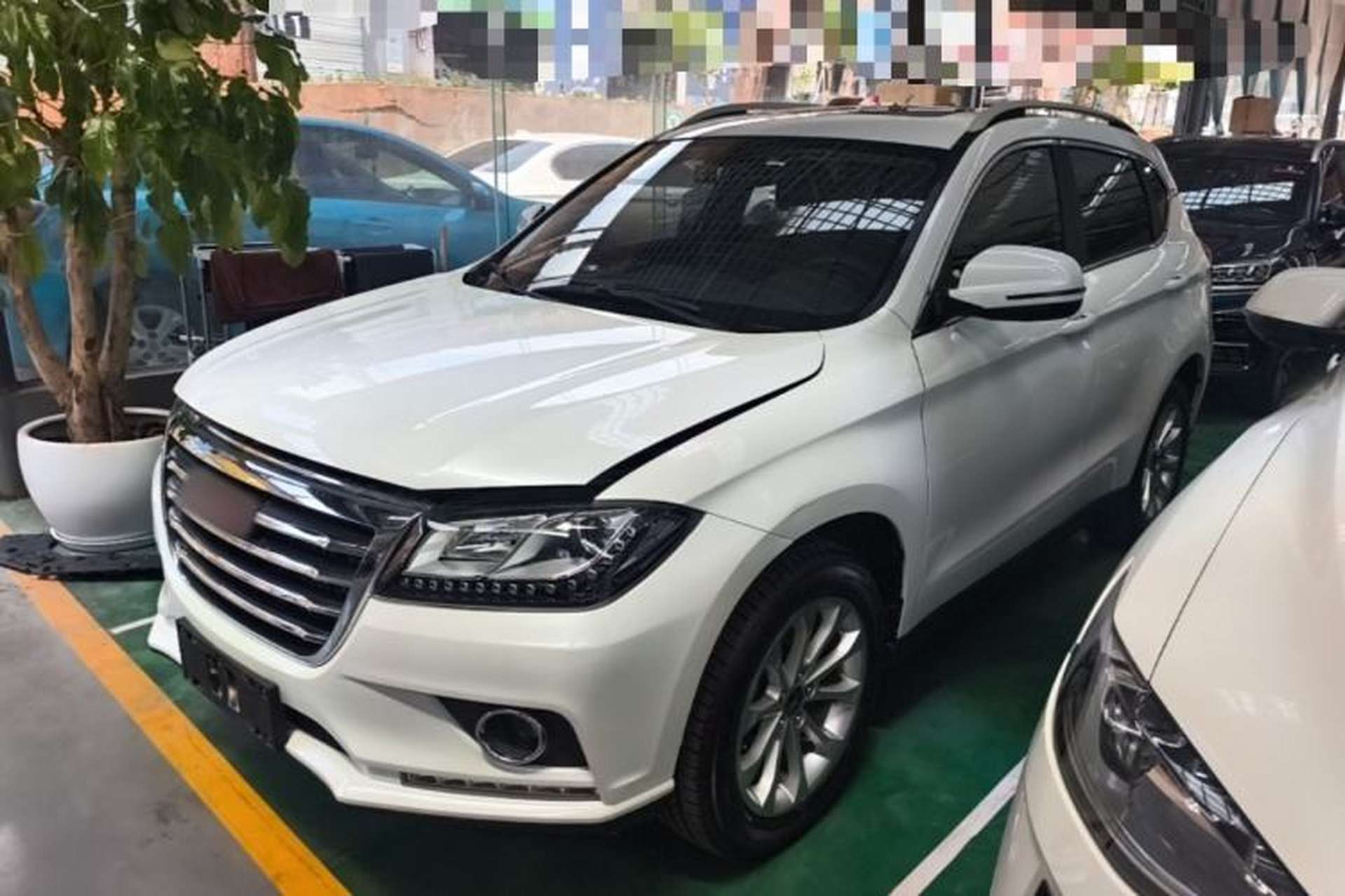 Used Haval H2 2017 Red-Label 1.5T Automatic Two-Wheel Drive Luxury Model Front Left 45 Deg
