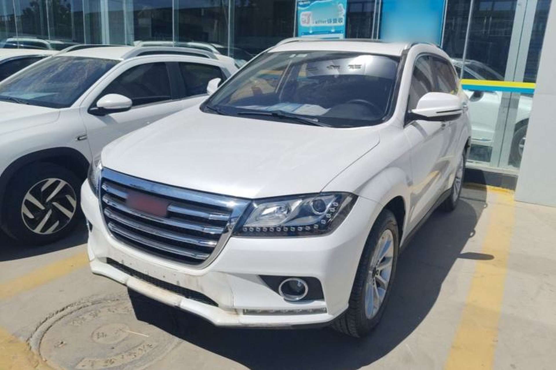 Used Haval H2 2017 Red-Label 1.5T Manual Two-Wheel Drive Luxury Model Front Left 45 Deg