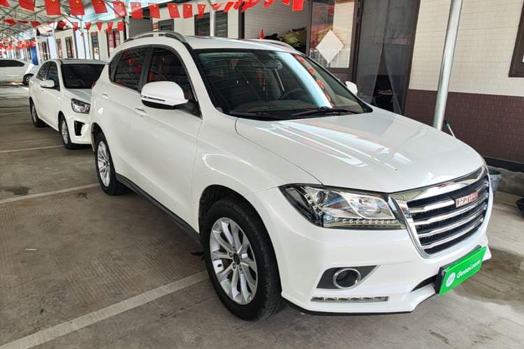 Used Haval H2 2017 Red-Label 1.5T Manual Two-Wheel-Drive Elite Model Front Right 45 Deg