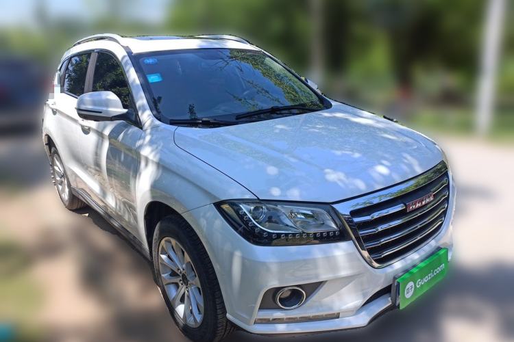 Used Haval H2 2017 Red-Label 1.5T Manual Two-Wheel Drive Luxury Model Front Right 45 Deg