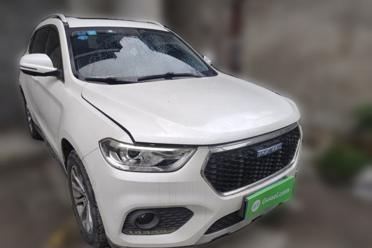 Used Haval H2 2017 Blue Label 1.5T Manual Two-Wheel Drive Luxury Model Front Right 45 Deg