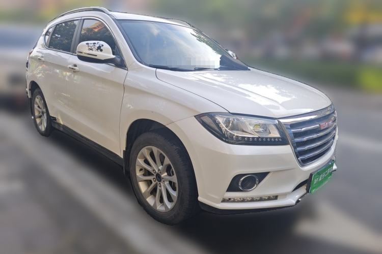 Used Haval H2 2017 Red-Label 1.5T Manual Two-Wheel-Drive Elite Model Front Right 45 Deg