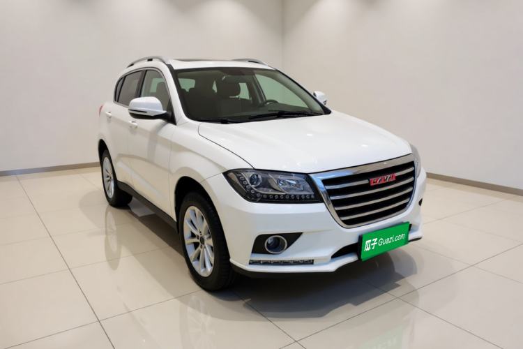 Used Haval H2 2017 Red-Label 1.5T Manual Two-Wheel-Drive Elite Model Front Right 45 Deg