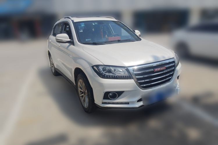 Used Haval H2 2017 Red-Label 1.5T Manual Two-Wheel-Drive Elite Model Front Right 45 Deg