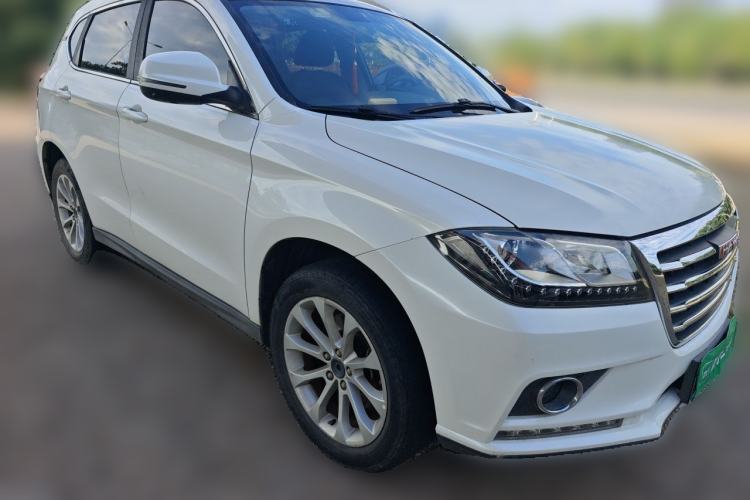 Used Haval H2 2017 Red-Label 1.5T Manual Two-Wheel Drive Luxury Model Front Right 45 Deg
