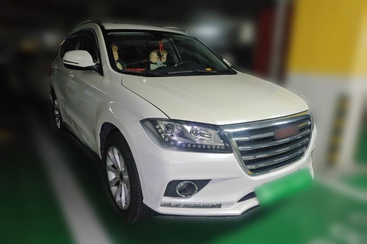 Used Haval H2 2017 Red-Label 1.5T Automatic Two-Wheel Drive Luxury Model Front Right 45 Deg