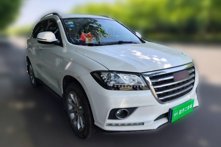 Used Haval H2 2017 Red-Label 1.5T Manual Two-Wheel-Drive Elite Model Front Right 45 Deg