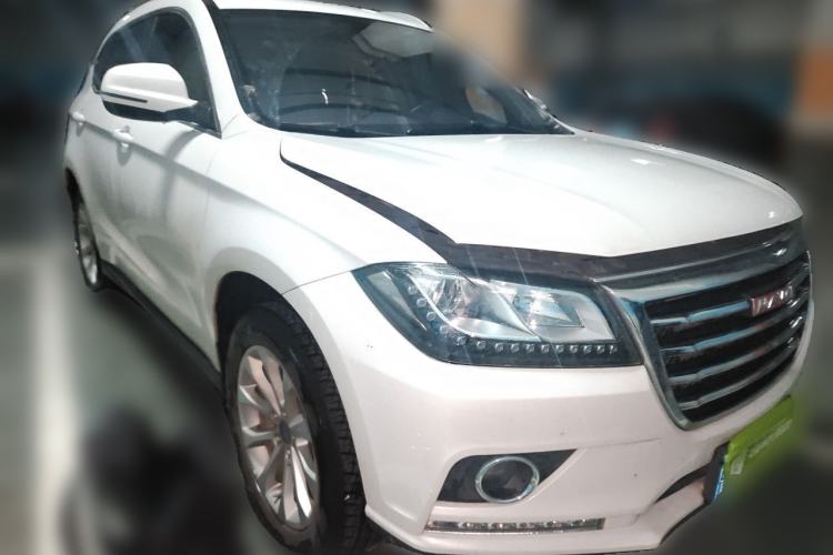 Used Haval H2 2017 Red-Label 1.5T Manual Two-Wheel-Drive Elite Model Front Right 45 Deg