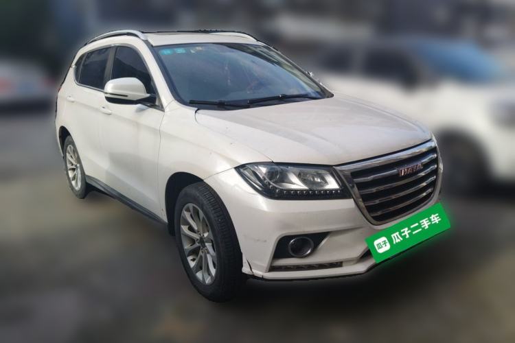 Used Haval H2 2017 Red-Label 1.5T Manual Two-Wheel-Drive Elite Model Front Right 45 Deg