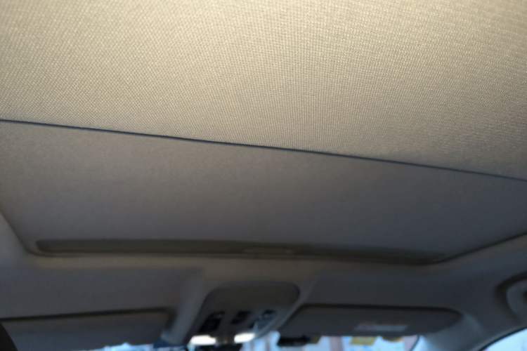 Used Haval H2 2017 Blue Label 1.5T Automatic Two-Wheel Drive Luxury Model Headliner