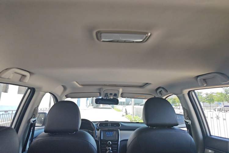 Used Haval H2 2017 Red-Label 1.5T Automatic Two-Wheel Drive Luxury Model Headliner