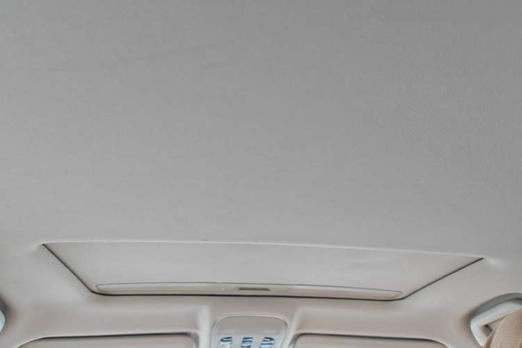 Used Haval H2 2017 Blue Label 1.5T Automatic Two-Wheel Drive Luxury Model Headliner