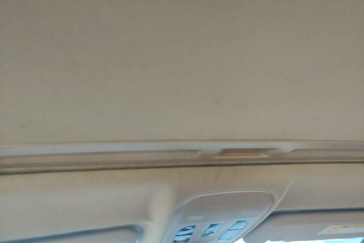 Used Haval H2 2017 Red-Label 1.5T Automatic Two-Wheel Drive Luxury Model Headliner