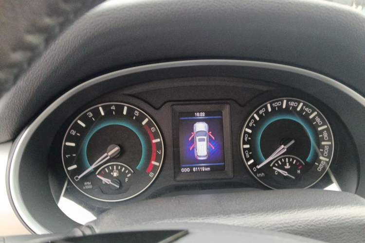 Used Haval H2 2017 Blue Label 1.5T Manual Two-Wheel Drive Elite Model Instrument Cluster