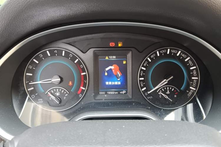 Used Haval H2 2017 Blue Label 1.5T Automatic Two-Wheel Drive Luxury Model Instrument Cluster