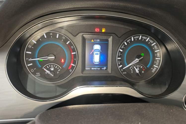 Used Haval H2 2017 Red-Label 1.5T Automatic Two-Wheel Drive Luxury Model Instrument Cluster