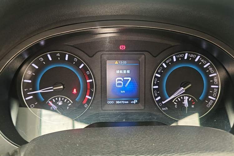 Used Haval H2 2017 Red-Label 1.5T Automatic Two-Wheel Drive Elite Model Instrument Cluster