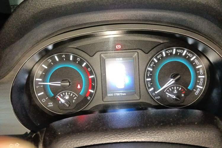 Used Haval H2 2017 Red-Label 1.5T Manual Two-Wheel Drive Luxury Model Instrument Cluster