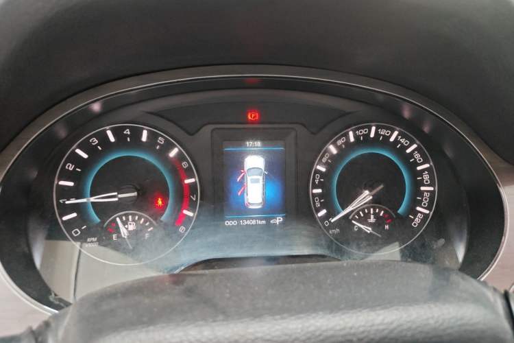 Used Haval H2 2017 Red-Label 1.5T Automatic Two-Wheel Drive Elite Model Instrument Cluster