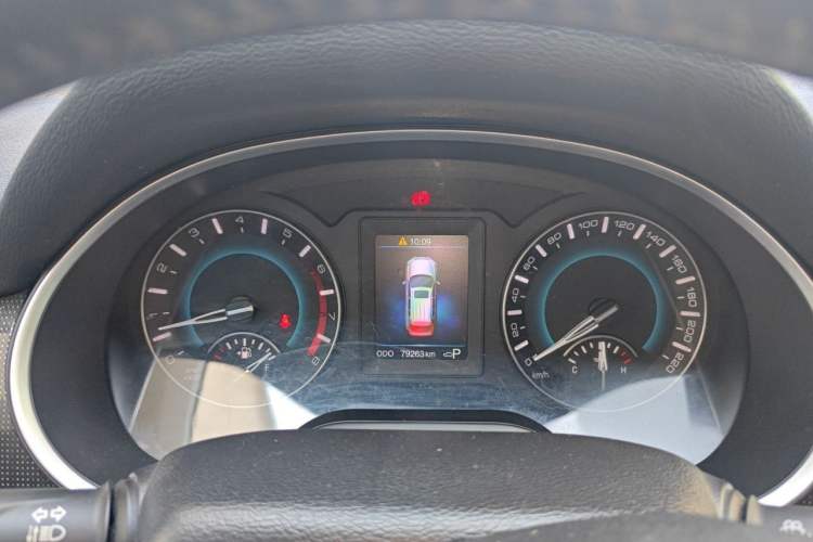 Used Haval H2 2017 Blue Label 1.5T Automatic Two-Wheel Drive Elite Model Instrument Cluster