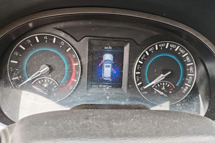 Used Haval H2 2017 Red-Label 1.5T Automatic Two-Wheel Drive Elite Model Instrument Cluster