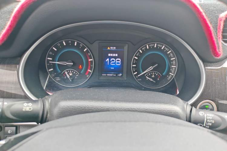 Used Haval H2 2017 Blue Label 1.5T Automatic Two-Wheel Drive Luxury Model Instrument Cluster