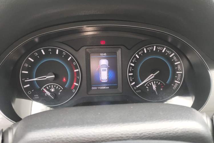 Used Haval H2 2017 Red-Label 1.5T Manual Two-Wheel Drive Luxury Model Instrument Cluster