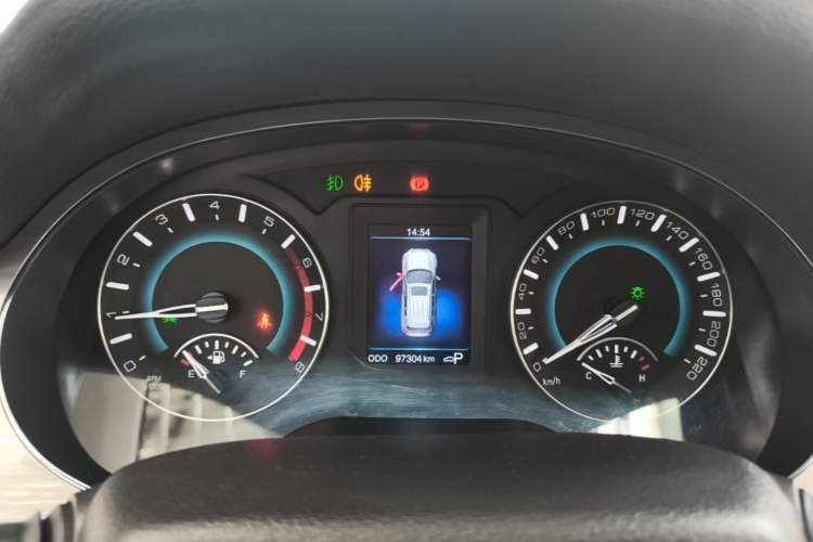 Used Haval H2 2017 Red-Label 1.5T Automatic Two-Wheel Drive Luxury Model Instrument Cluster