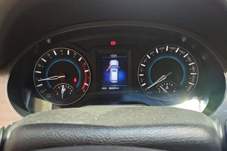 Used Haval H2 2017 Red-Label 1.5T Manual Two-Wheel Drive Luxury Model Instrument Cluster