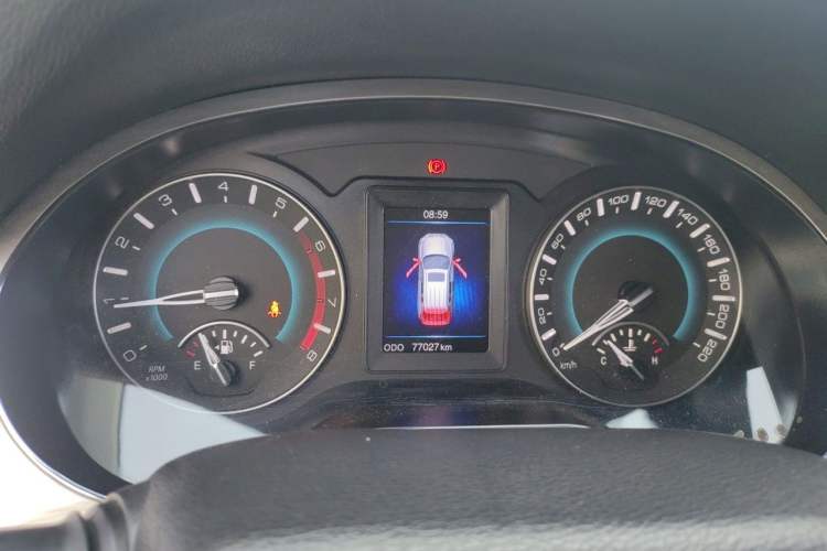 Used Haval H2 2017 Red-Label 1.5T Manual Two-Wheel Drive Luxury Model Instrument Cluster