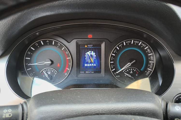 Used Haval H2 2017 Red-Label 1.5T Manual Two-Wheel Drive Luxury Model Instrument Cluster