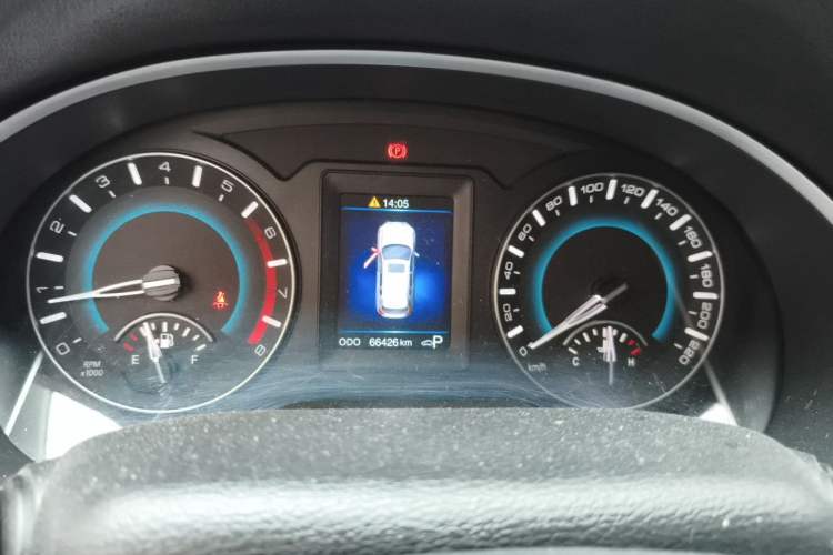 Used Haval H2 2017 Blue Label 1.5T Automatic Two-Wheel Drive Luxury Model Instrument Cluster