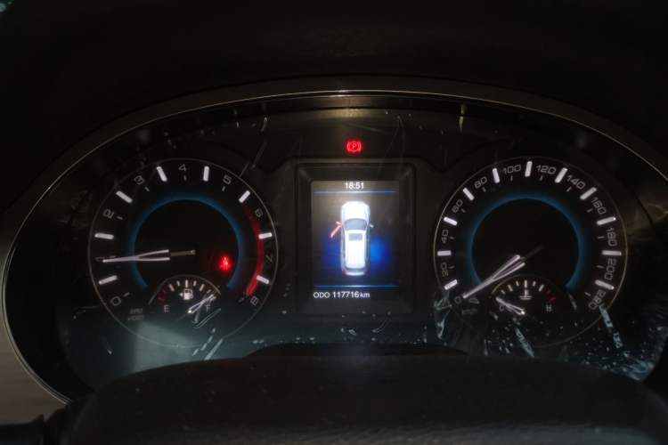 Used Haval H2 2017 Red-Label 1.5T Manual Two-Wheel Drive Luxury Model Instrument Cluster