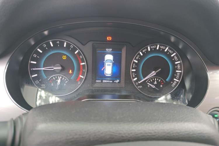 Used Haval H2 2017 Red-Label 1.5T Automatic Two-Wheel Drive Elite Model Instrument Cluster