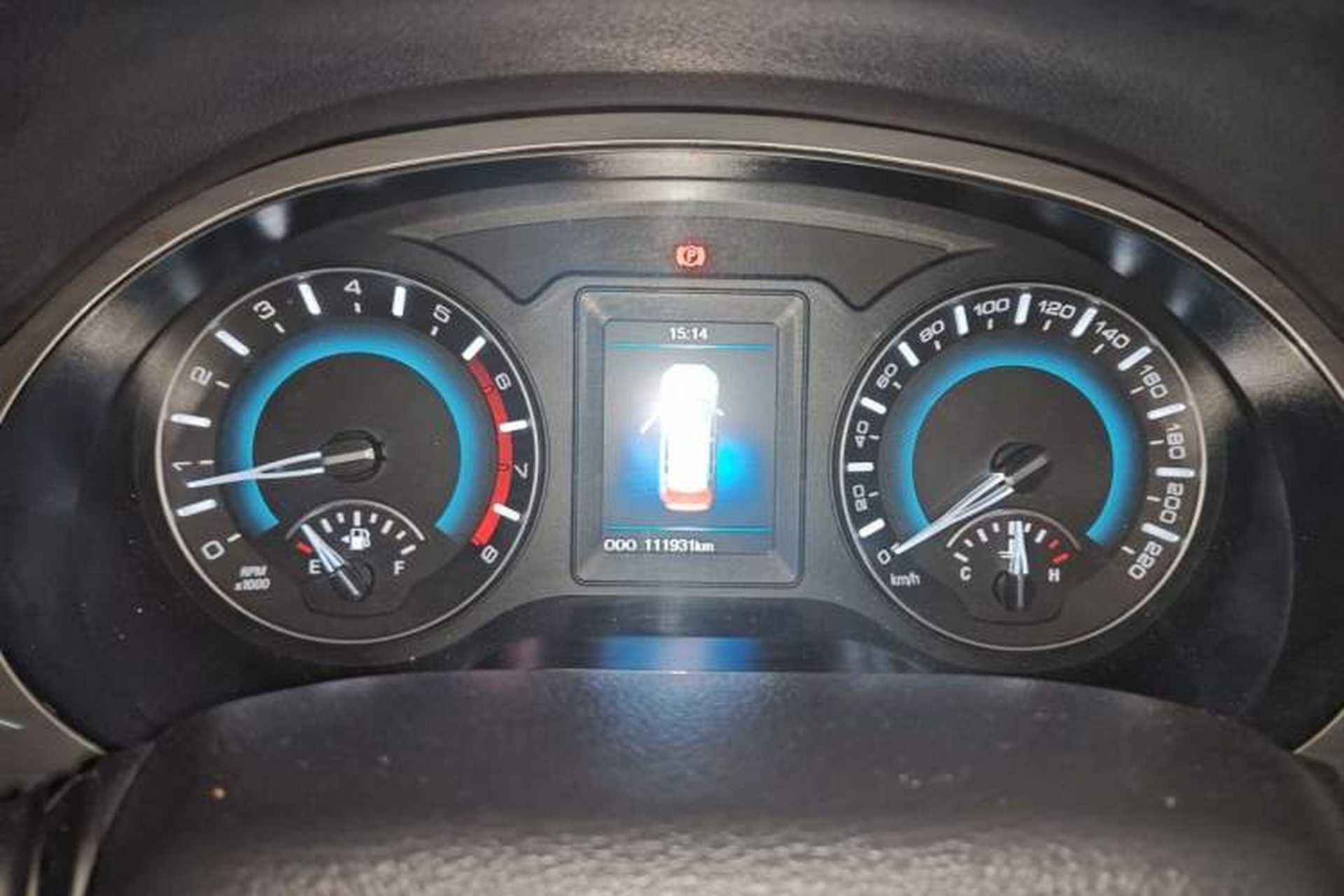 Used Haval H2 2017 Red-Label 1.5T Manual Two-Wheel-Drive Elite Model Instrument Cluster