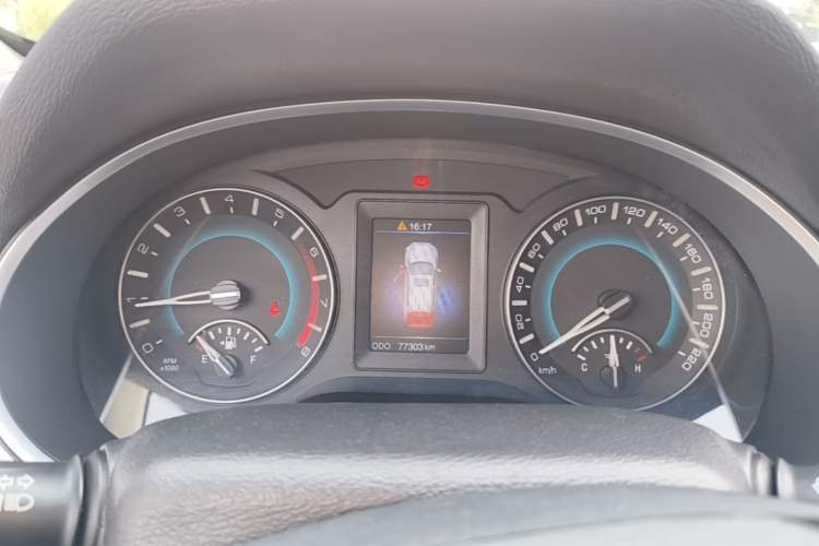 Used Haval H2 2017 Blue Label 1.5T Manual Two-Wheel Drive Elite Model Instrument Cluster