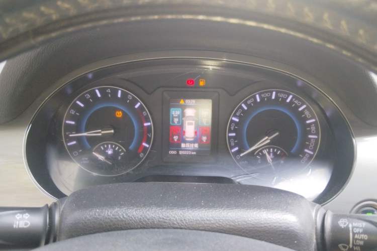 Used Haval H2 2017 Red-Label 1.5T Manual Two-Wheel Drive Comfort Model Instrument Cluster