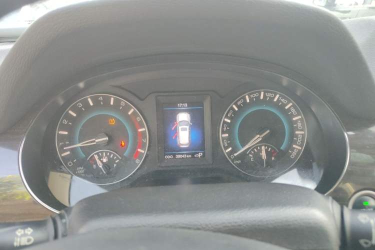 Used Haval H2 2017 Red-Label 1.5T Automatic Two-Wheel Drive Luxury Model Instrument Cluster