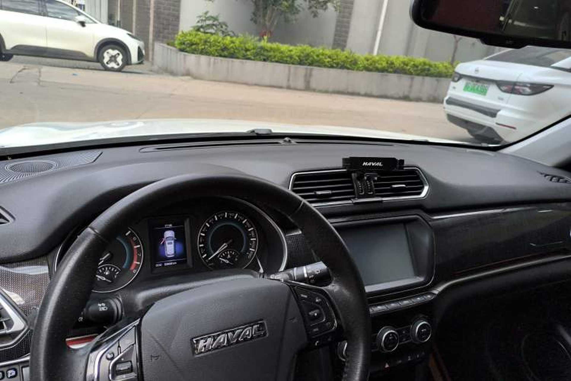 Used Haval H2 2017 Blue Label 1.5T Automatic Two-Wheel Drive Prestige Model Interior 3