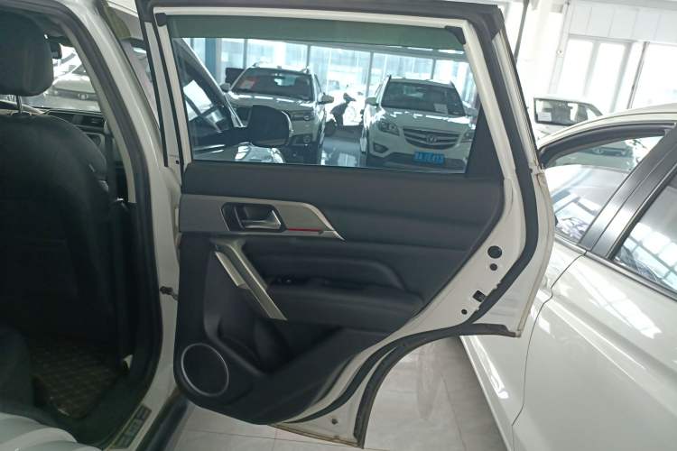 Used Haval H2 2017 Blue Label 1.5T Automatic Two-Wheel Drive Prestige Model Interior 4