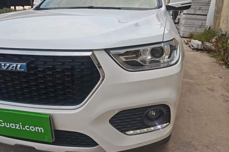 Used Haval H2 2017 Blue Label 1.5T Manual Two-Wheel Drive Luxury Model Left Front Headlight