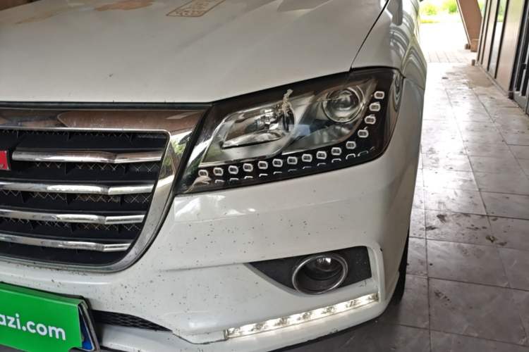 Used Haval H2 2017 Red-Label 1.5T Automatic Two-Wheel Drive Elite Model Left Front Headlight
