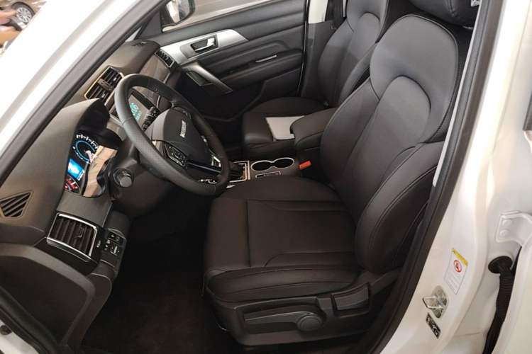 Used Haval H2 2017 Red-Label 1.5T Automatic Two-Wheel Drive Luxury Model Left Front Seat
