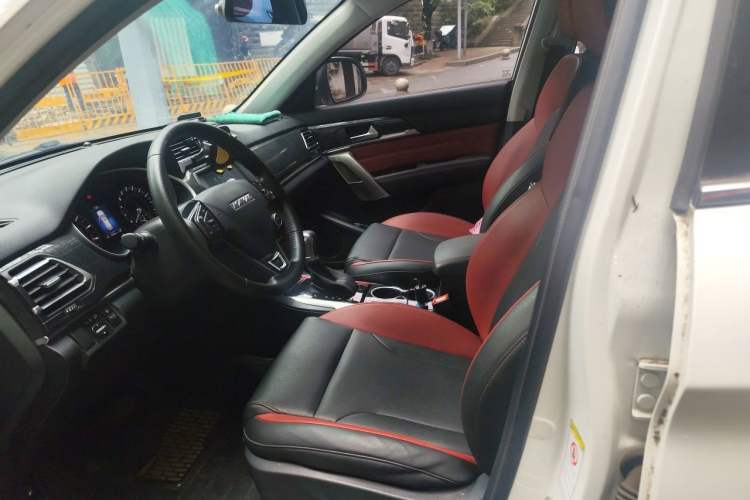 Used Haval H2 2017 Blue Label 1.5T Automatic Two-Wheel Drive Prestige Model Left Front Seat