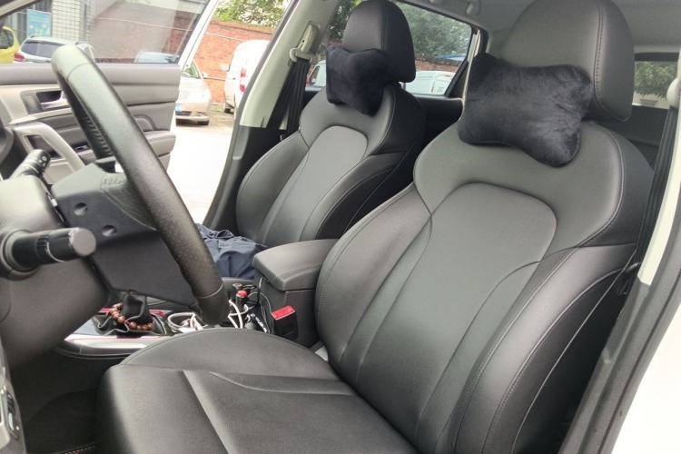 Used Haval H2 2017 Blue Label 1.5T Manual Two-Wheel Drive Elite Model Left Front Seat