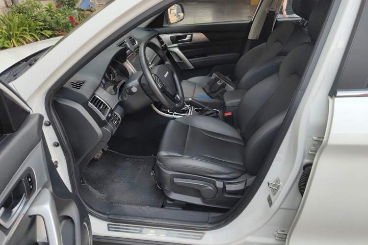 Used Haval H2 2017 Red-Label 1.5T Automatic Two-Wheel Drive Elite Model Left Front Seat