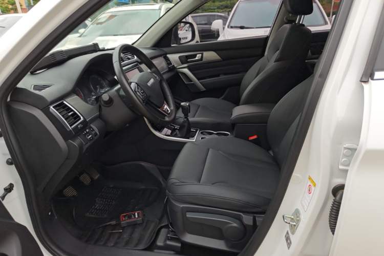 Used Haval H2 2017 Red-Label 1.5T Manual Two-Wheel Drive Luxury Model Left Front Seat