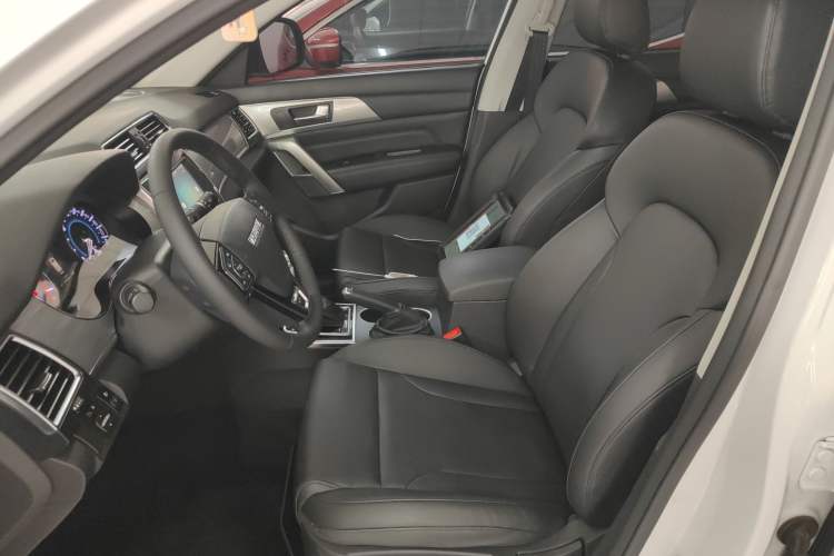 Used Haval H2 2017 Red-Label 1.5T Automatic Two-Wheel Drive Elite Model Left Front Seat